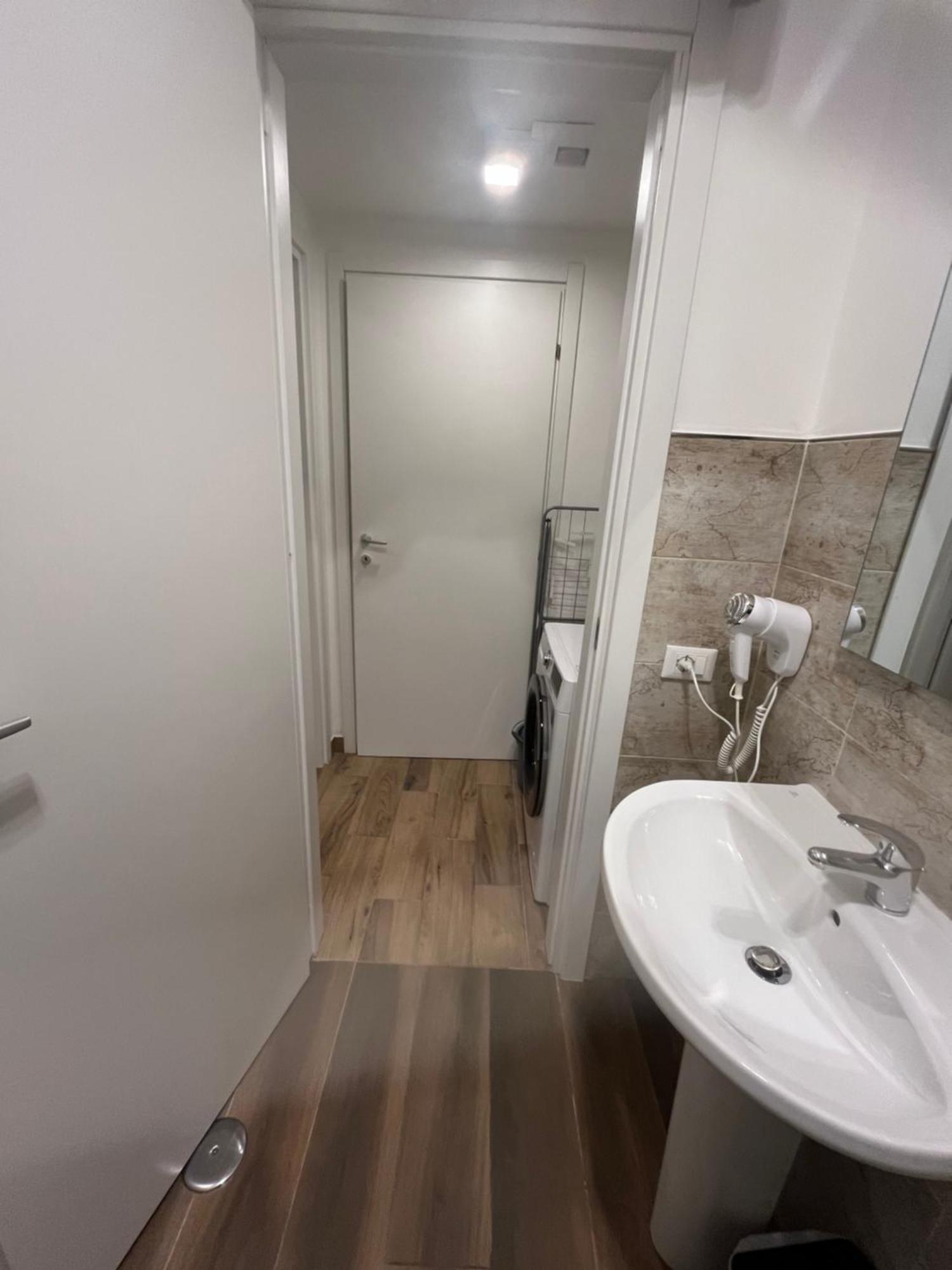 Jcube Apartments Precotto Milano Eksteriør billede